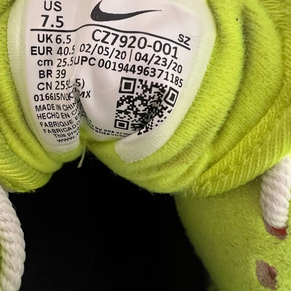 Nike Air Max 1 ‘90’s Water Sports Sneakers - Picture 12 of 12